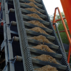 bandes transporteuses à paroi latérale ondulée